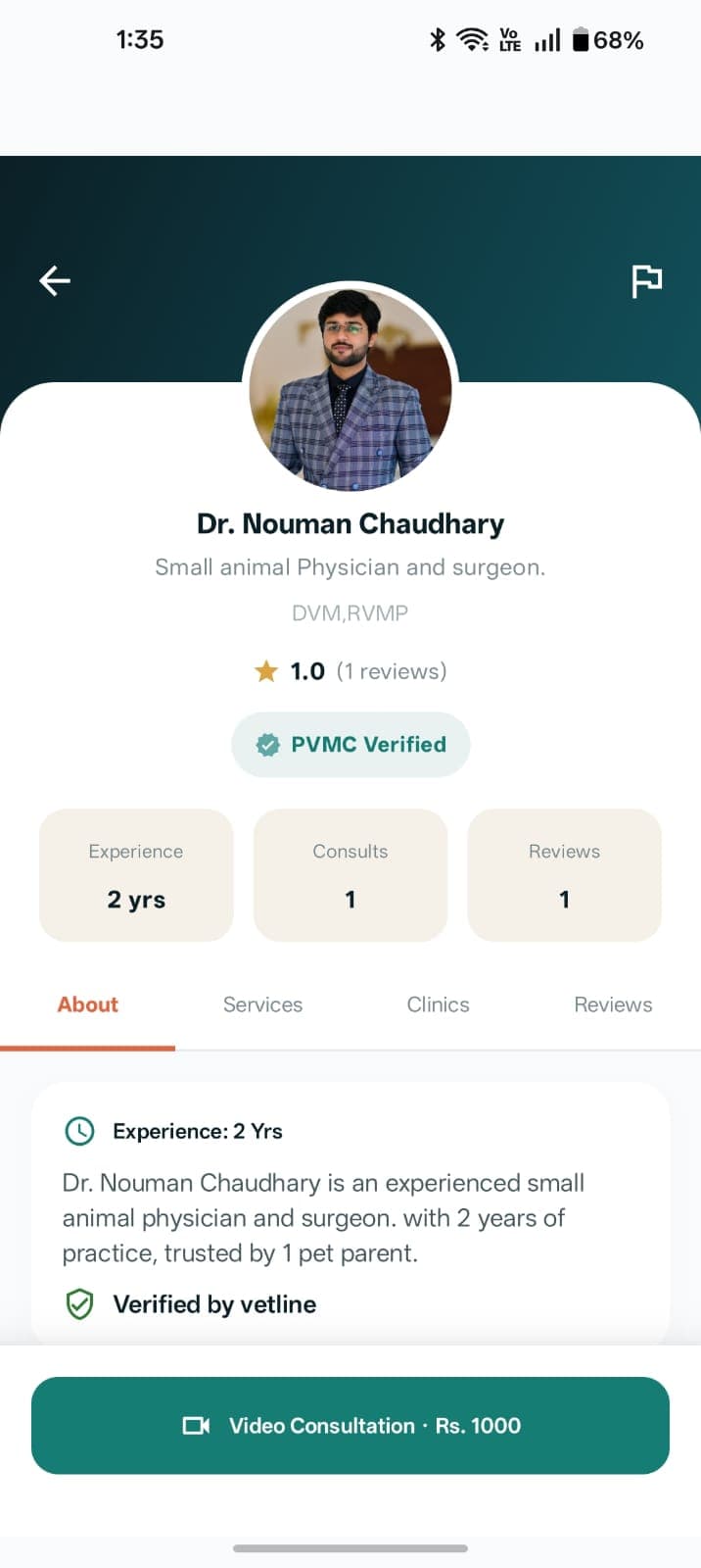 Vetline veterinarian profile showing experience, reviews and consultation fee